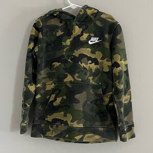 Nike Hooded Camouflage Sweatshirt